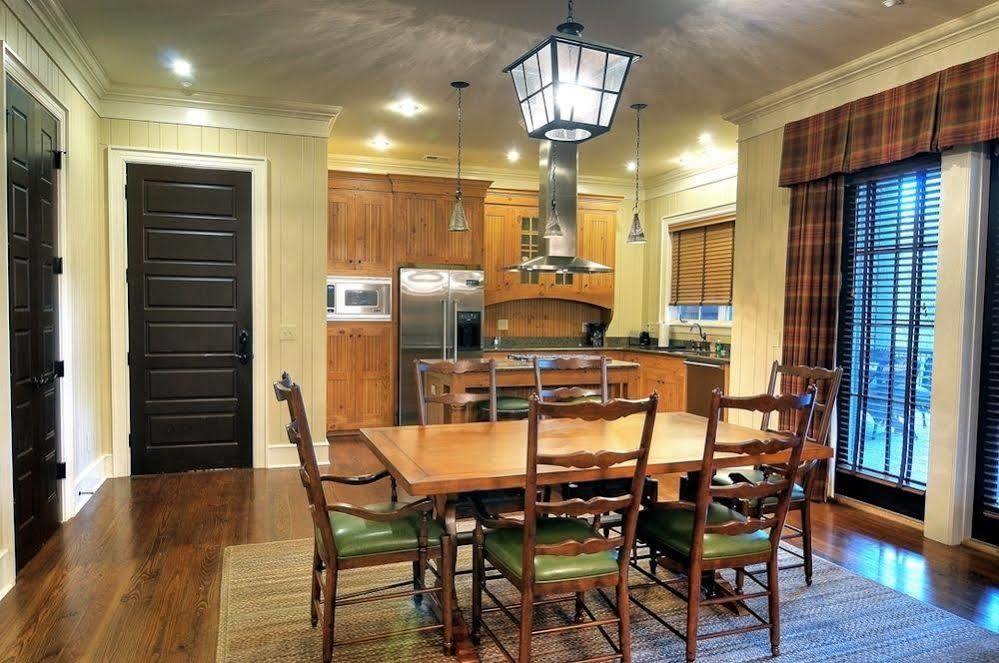 קולומבוס Bright'S Creek Lodge מראה חיצוני תמונה